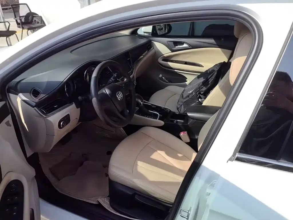 Buick Verano — миниатюра 15