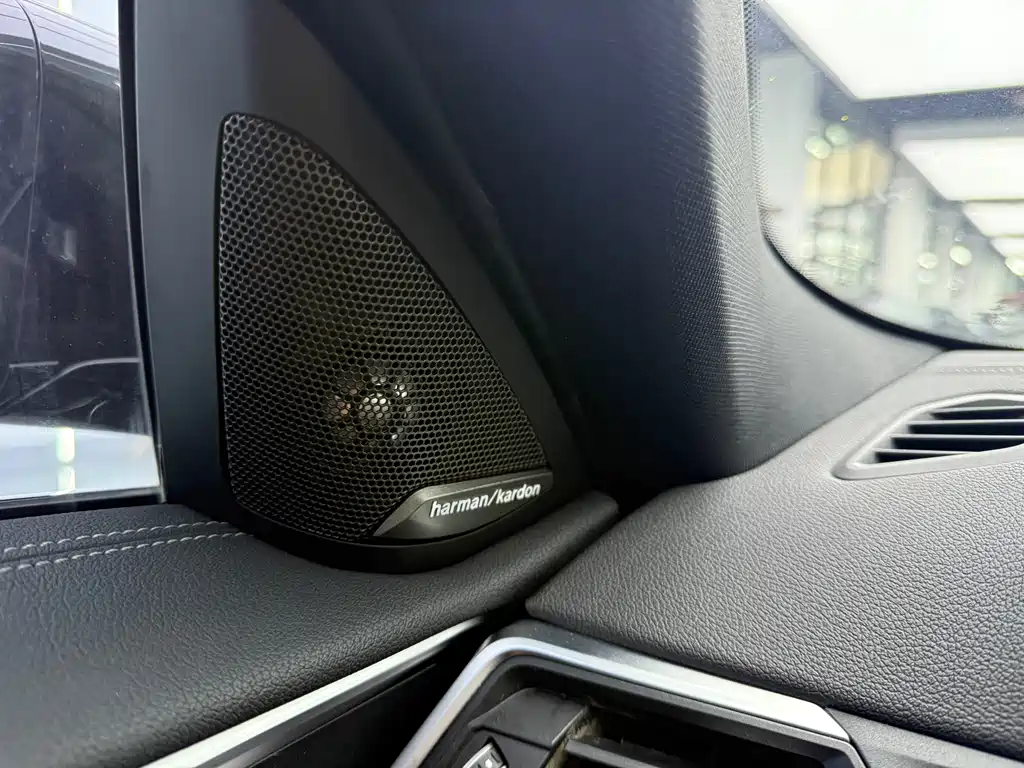 BMW 4 Series — миниатюра 11