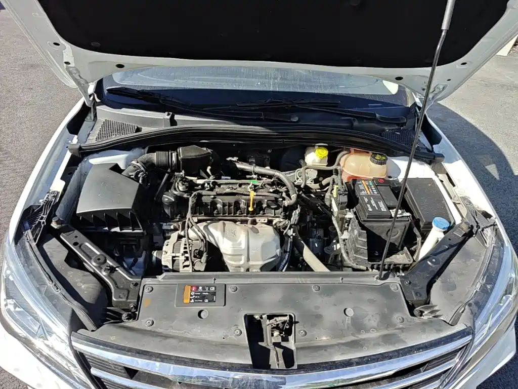 Roewe i5 — миниатюра 20