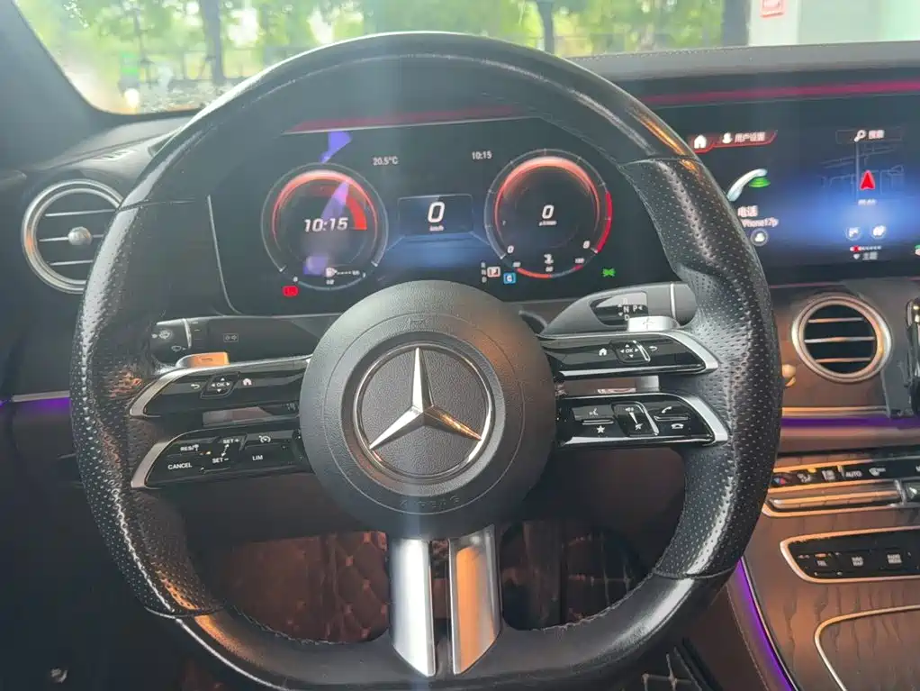 Mercedes-Benz E-Class (Import) — миниатюра 2