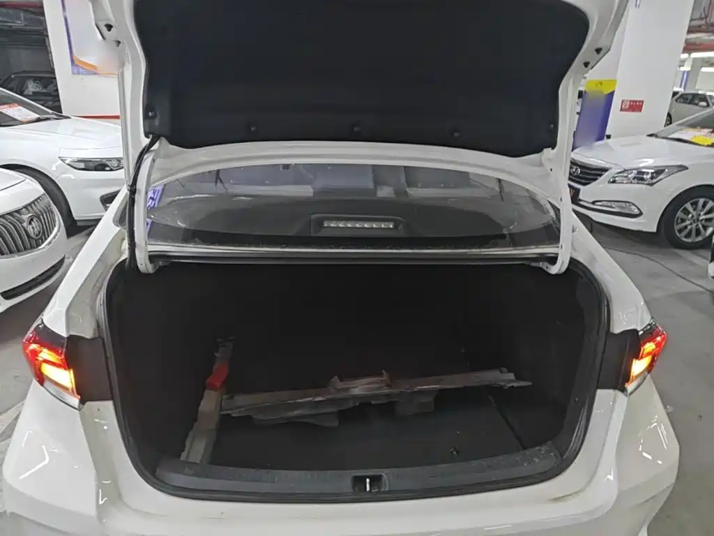 Toyota Corolla — миниатюра 19