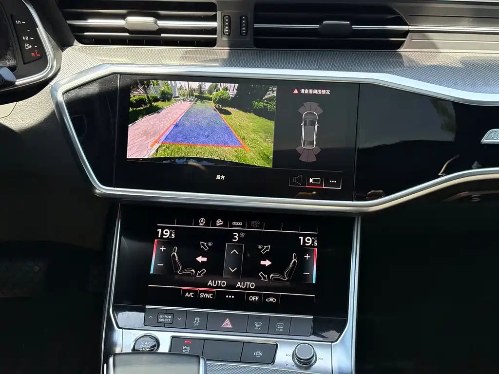 Audi A6L — миниатюра 10