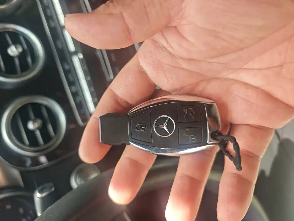 Mercedes-Benz GLC — миниатюра 12