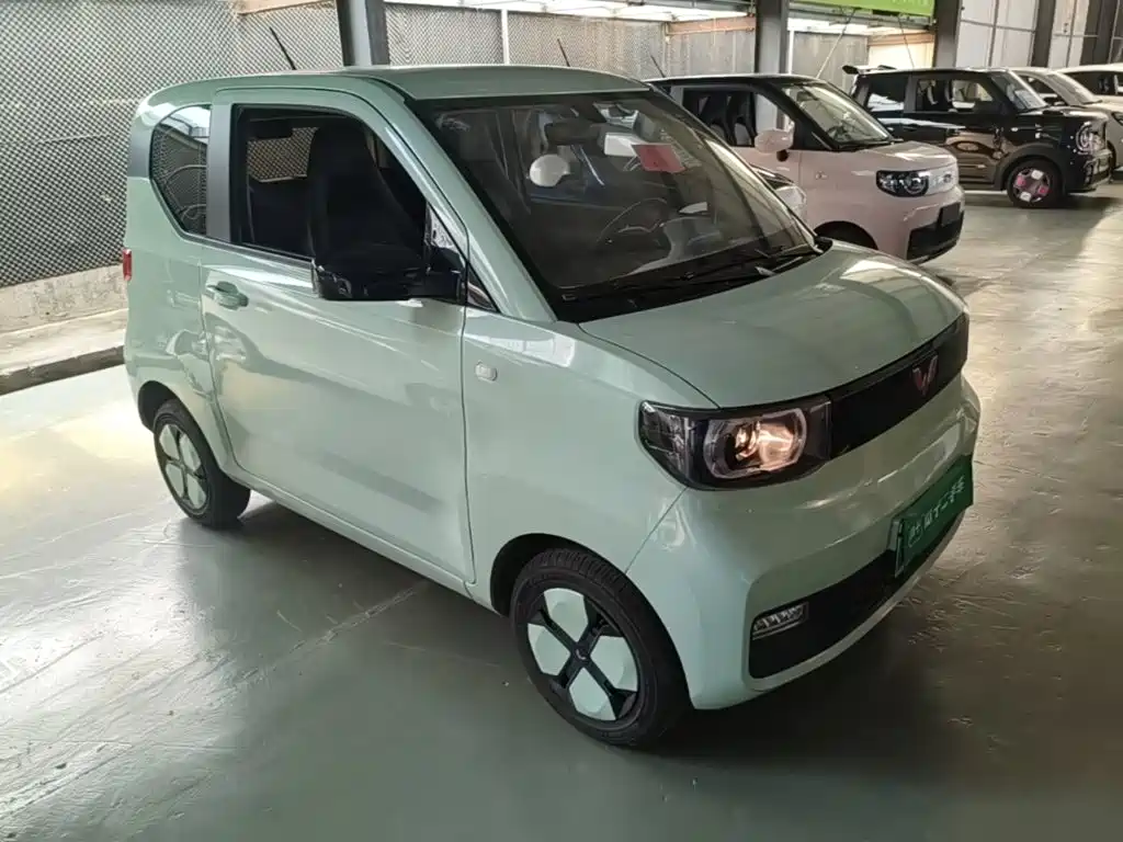 Wuling MINIEV — миниатюра 4