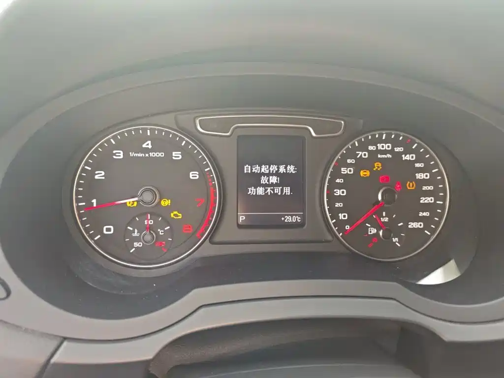 Audi Q3 — миниатюра 4