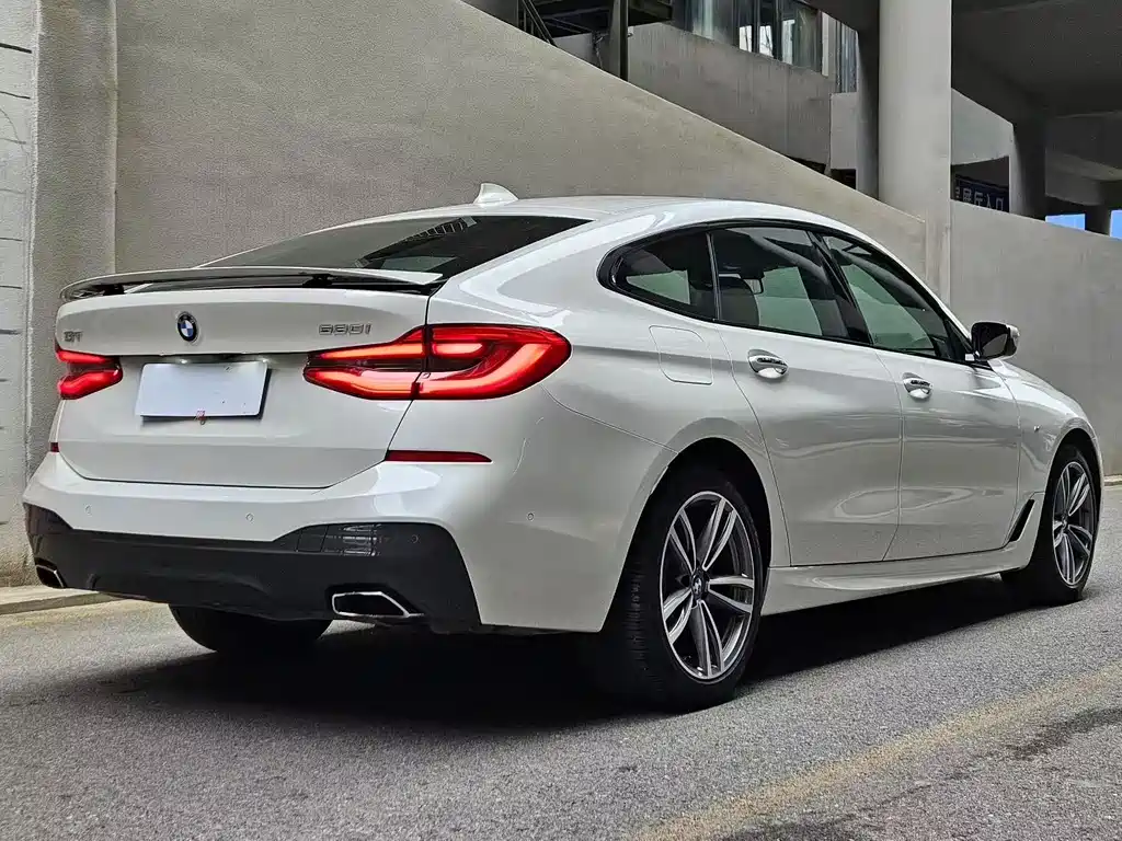 BMW 6 SERIES GT