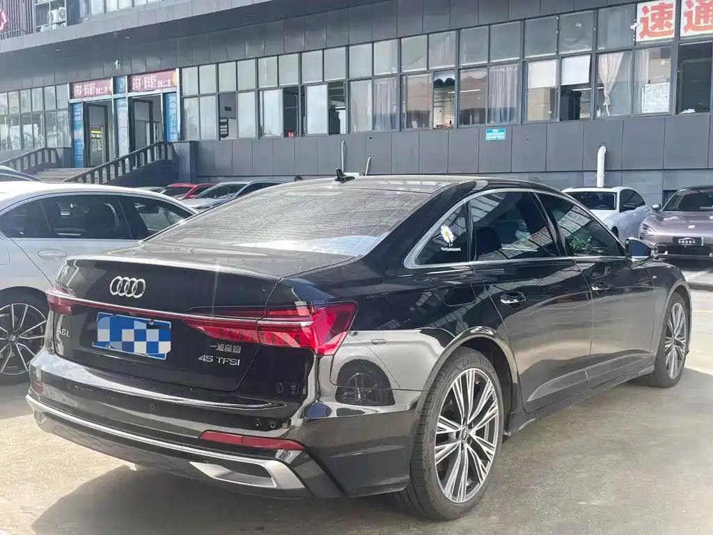 Audi A6L — миниатюра 6