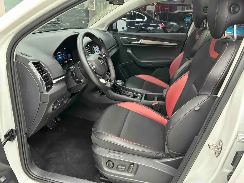 Skoda Karoq — миниатюра 16