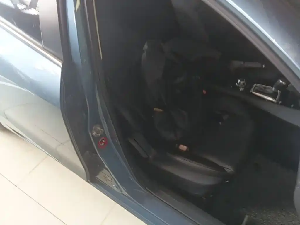 Mazda 3 Axela — миниатюра 25
