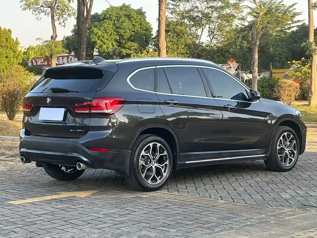 BMW X1 — миниатюра 4