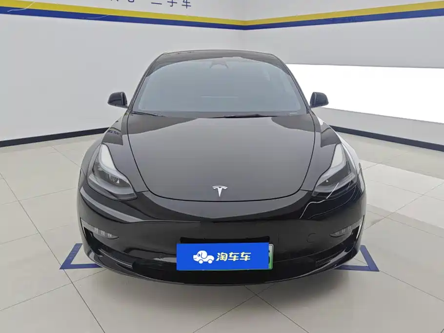 Tesla Model 3 — миниатюра 2
