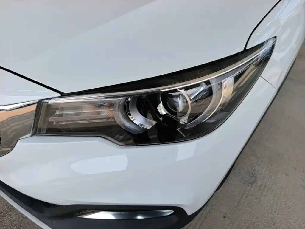 MG ZS — миниатюра 24