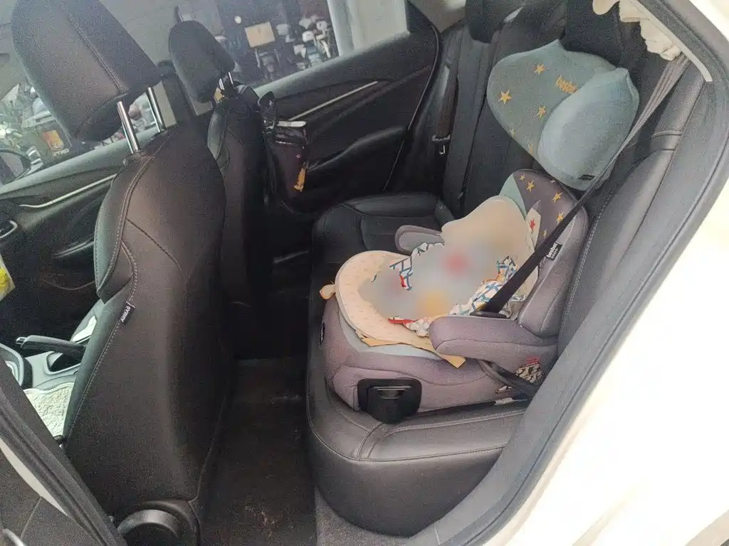 Buick Excelle — миниатюра 18