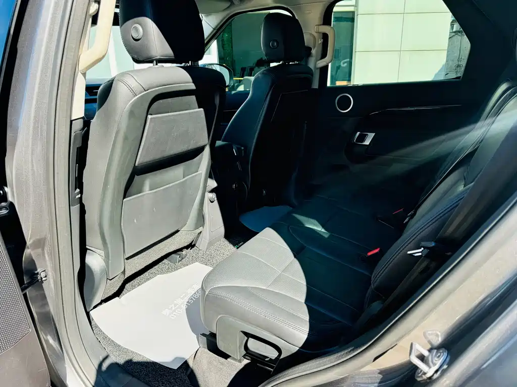 Land Rover Discovery — миниатюра 17