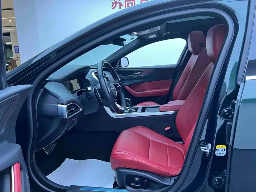 Jaguar XEL — миниатюра 11