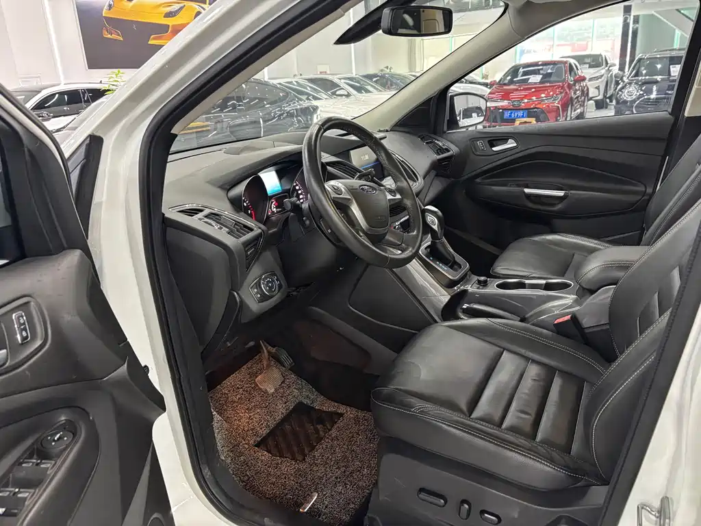 Ford Kuga — миниатюра 4