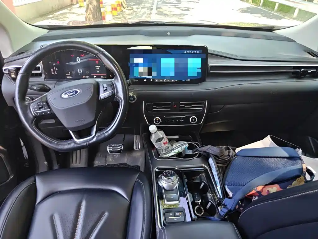 Ford Edge — миниатюра 10