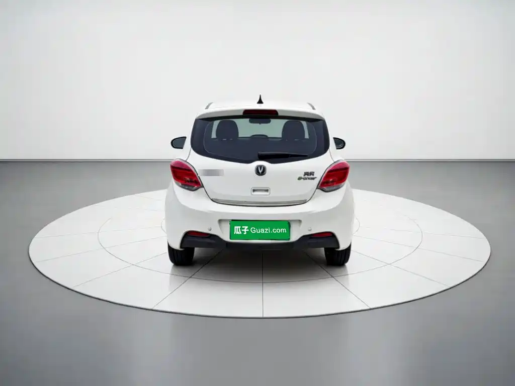 Changan Benben E-Star — миниатюра 3