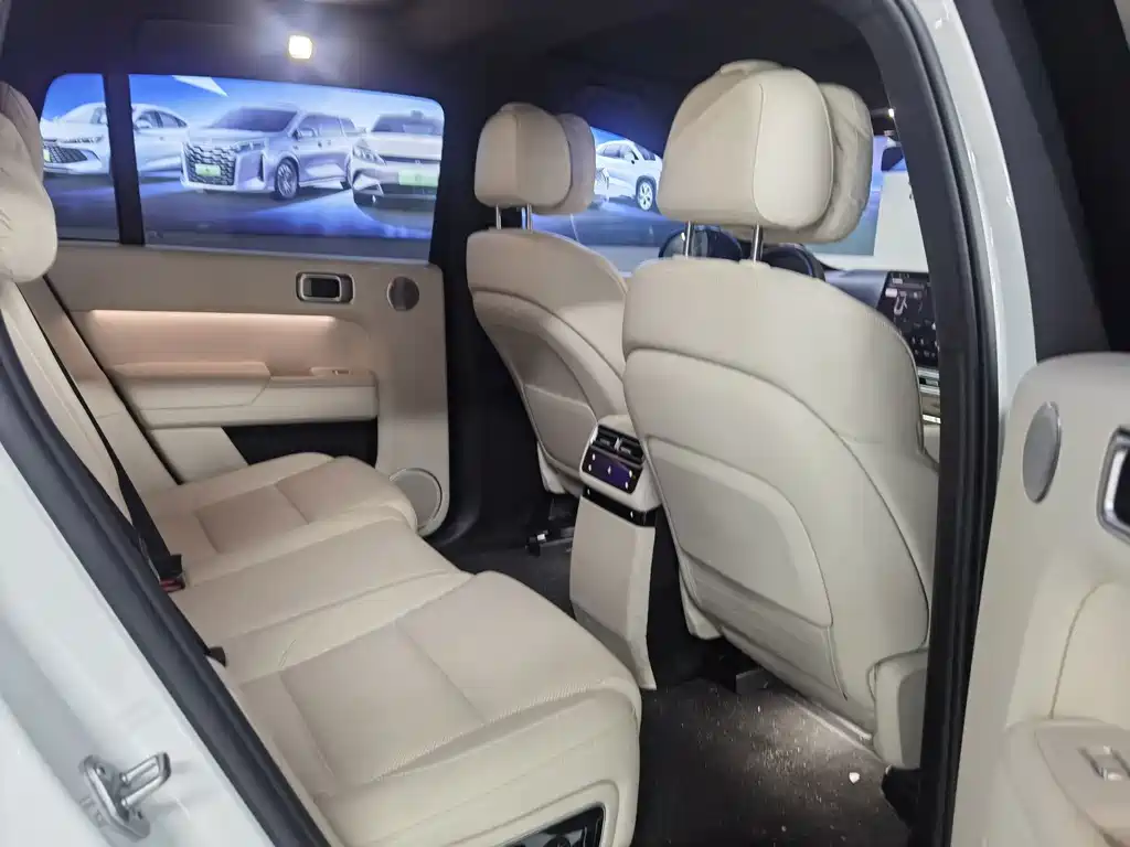 Li Auto Li L7 — миниатюра 6