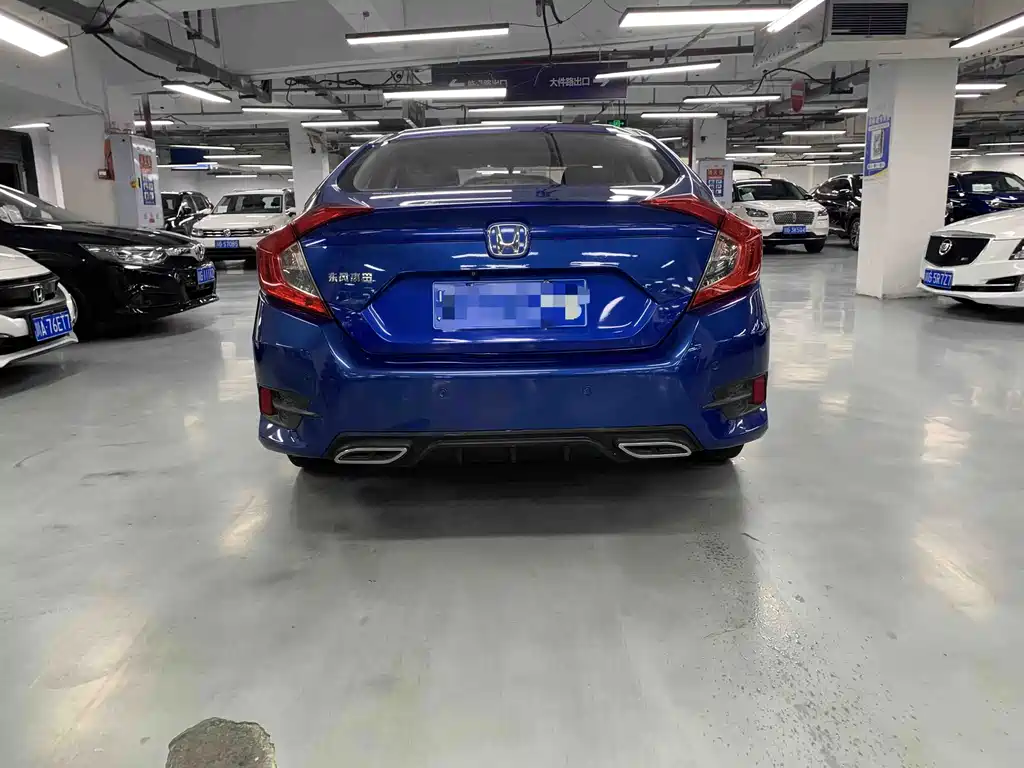 Honda Civic — миниатюра 5