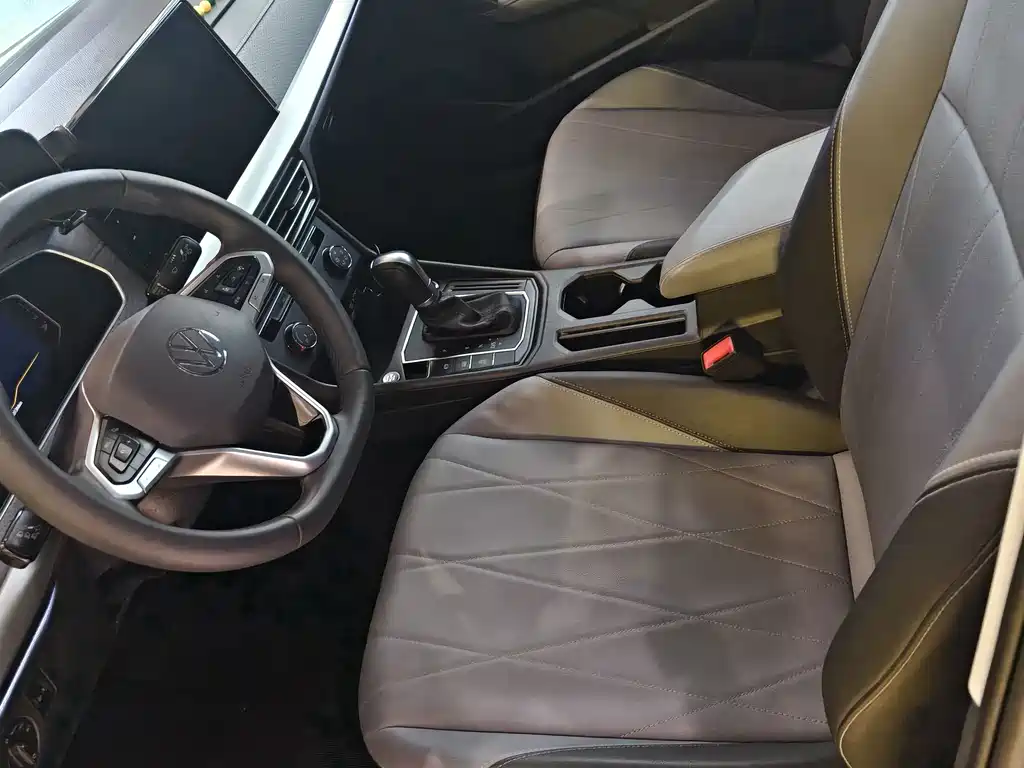 Volkswagen Lavida — миниатюра 11