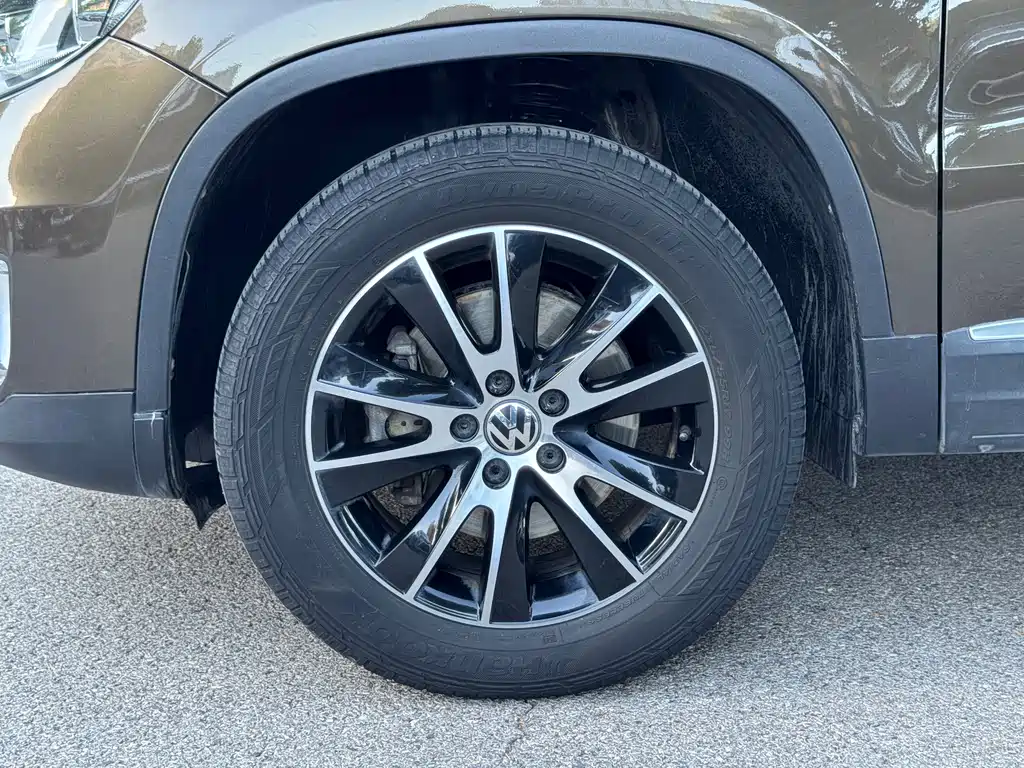 Volkswagen Tiguan — миниатюра 16