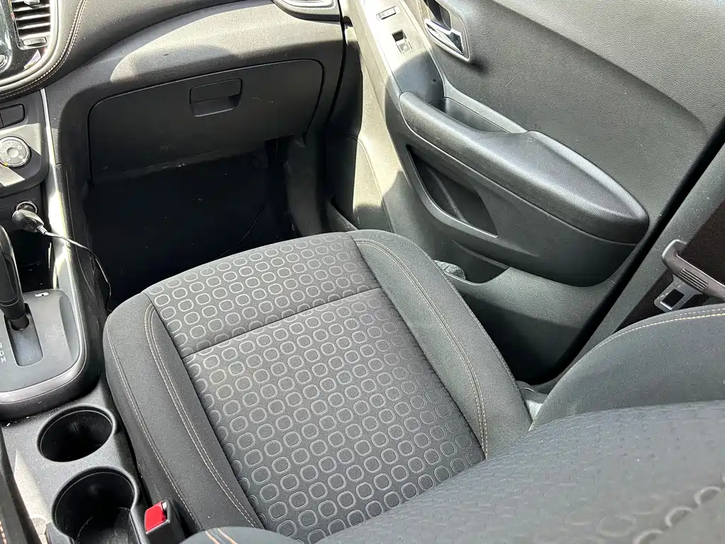 Chevrolet Trax — миниатюра 14