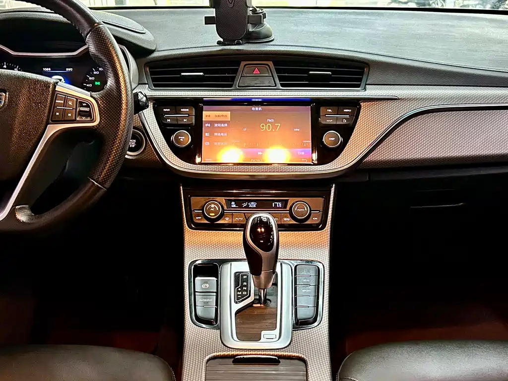 Geely Emgrand GS — миниатюра 13