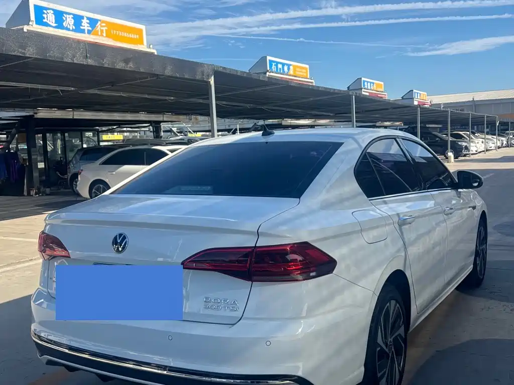 Volkswagen Bora 2024 300TSI DSG
