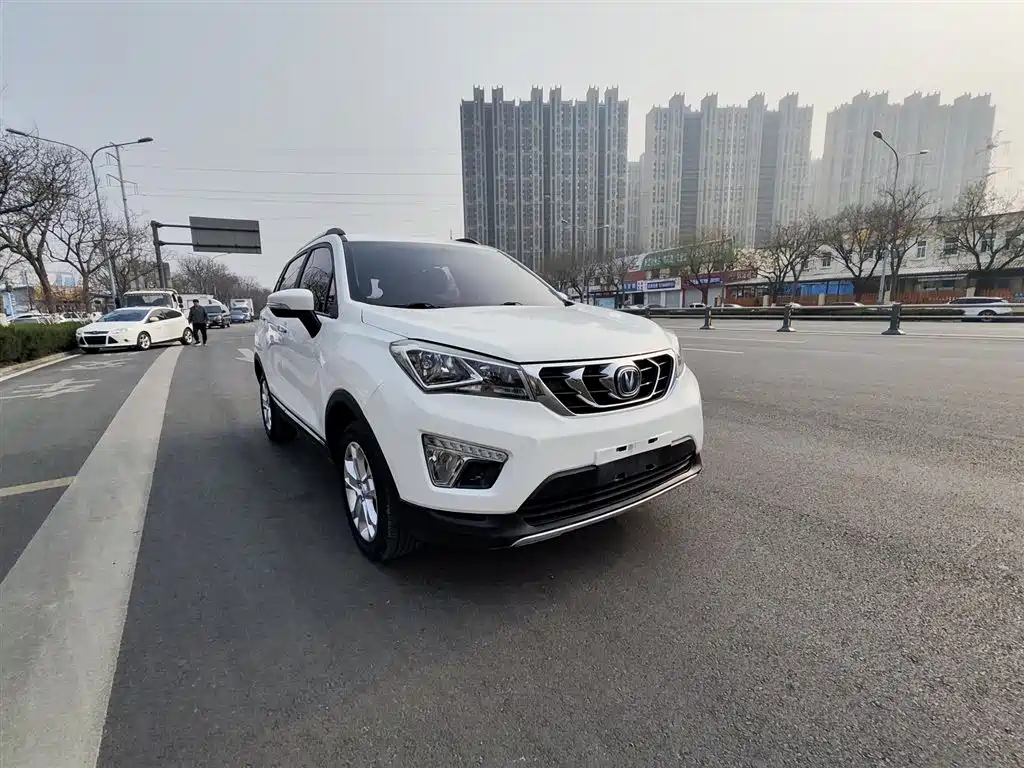 Changan CS15 2017