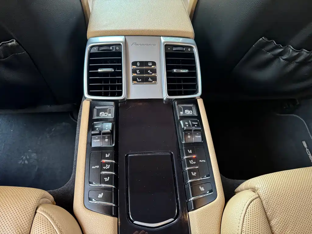 Porsche Panamera — миниатюра 11