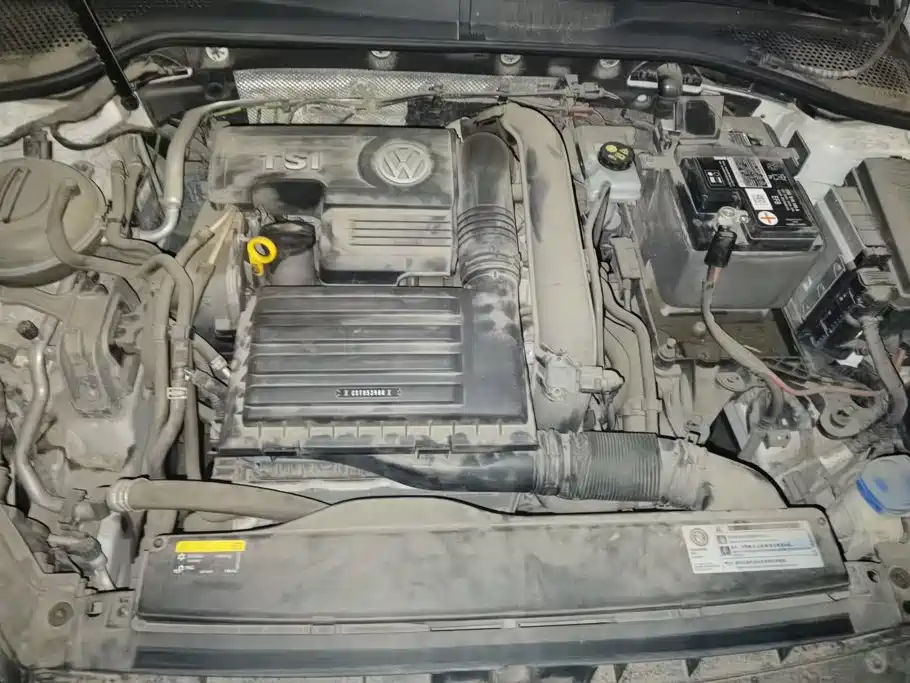 Volkswagen Golf — миниатюра 10