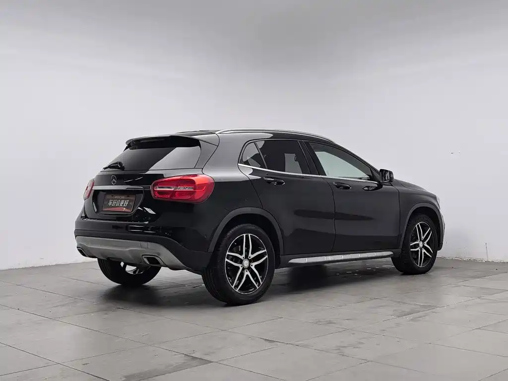 Mercedes-Benz GLA — миниатюра 2