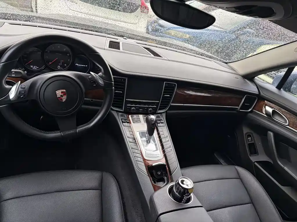 Porsche Panamera 2010 Panamera 4 3.6L