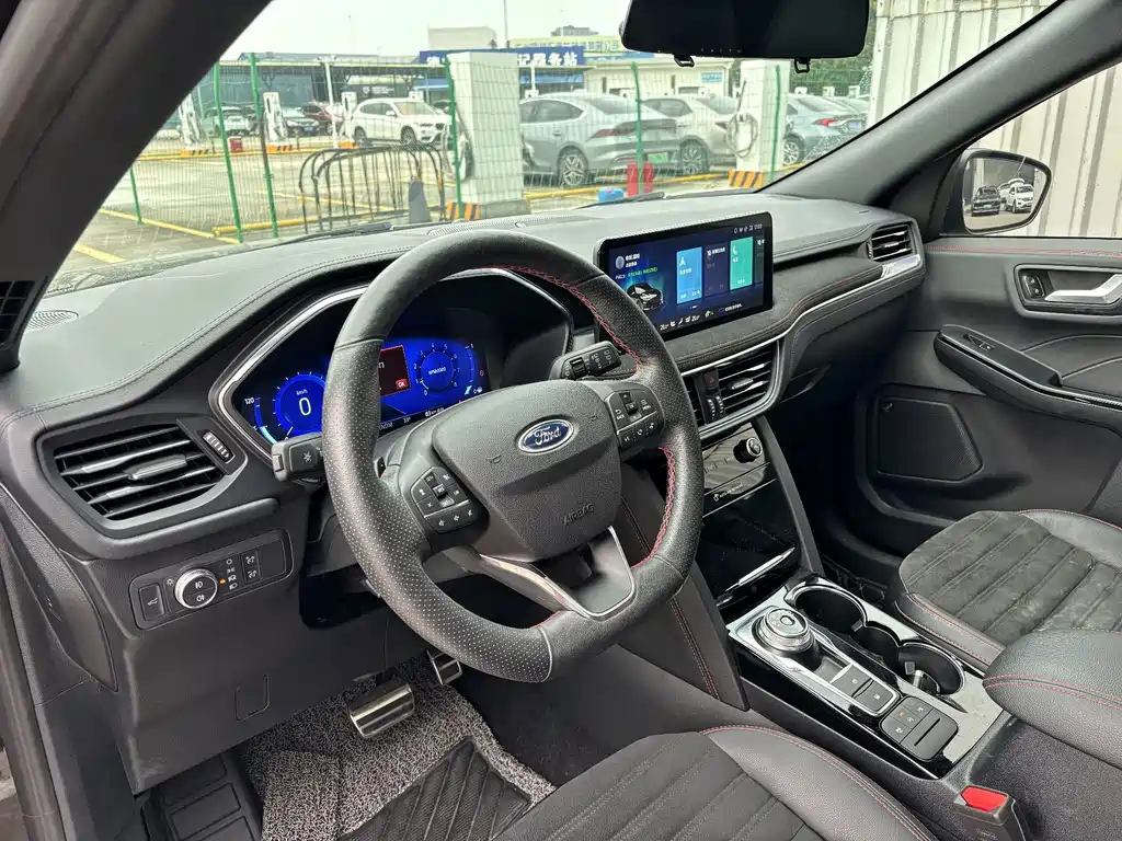Ford Escape — миниатюра 6