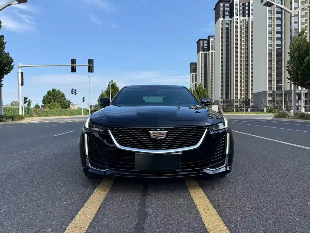 Cadillac CT5 — миниатюра 2