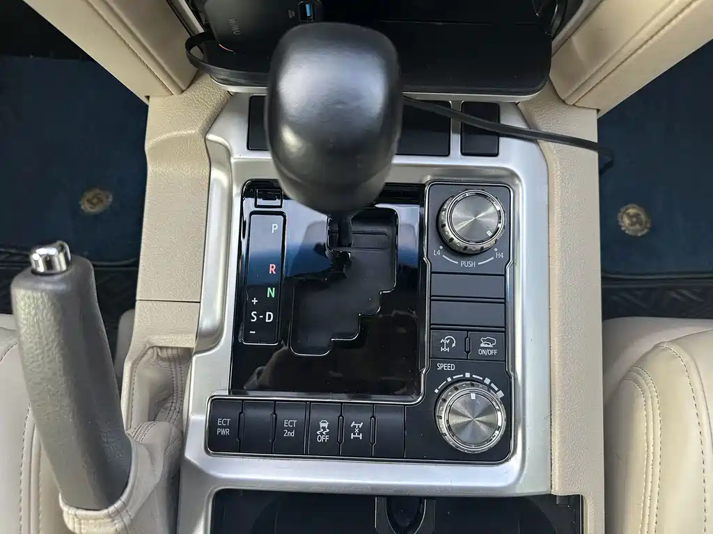 Toyota Land Cruiser — миниатюра 22