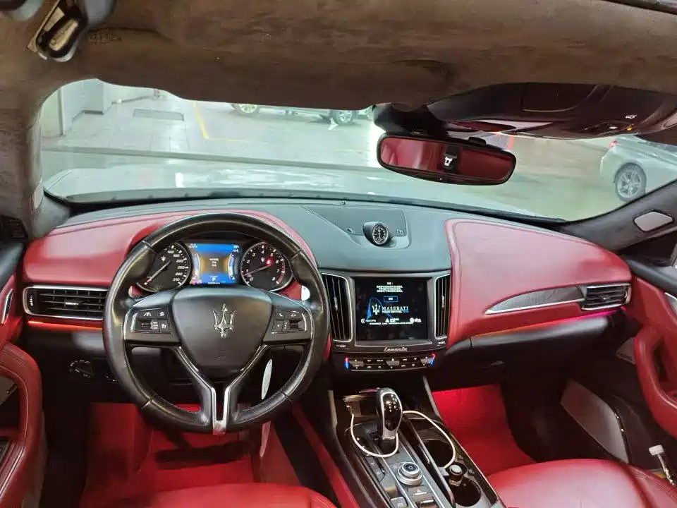 Maserati Levante — миниатюра 4
