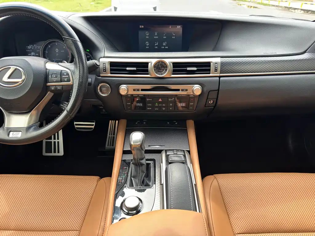Lexus GS — миниатюра 18