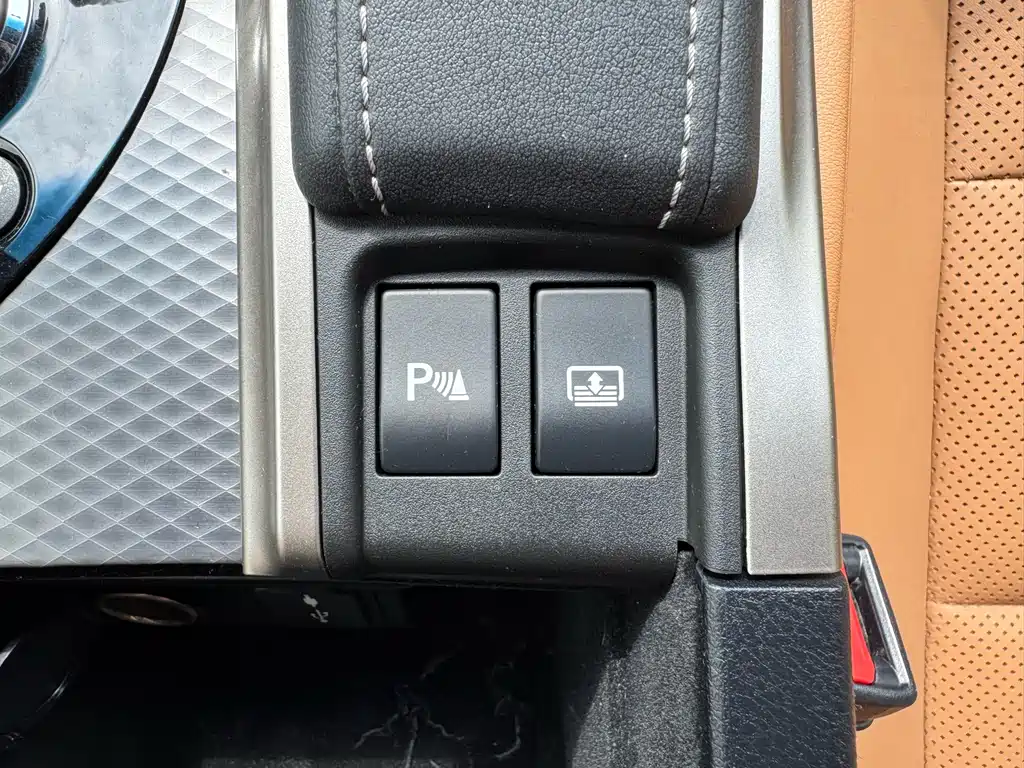 Lexus GS — миниатюра 23
