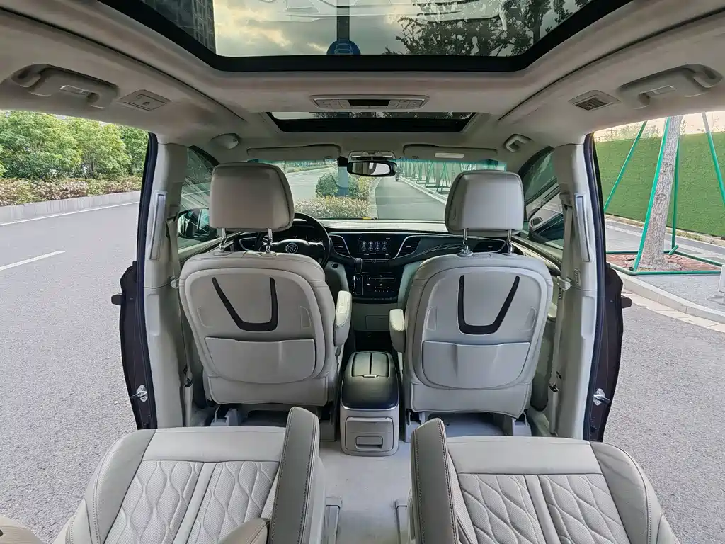 Buick GL8 — миниатюра 19