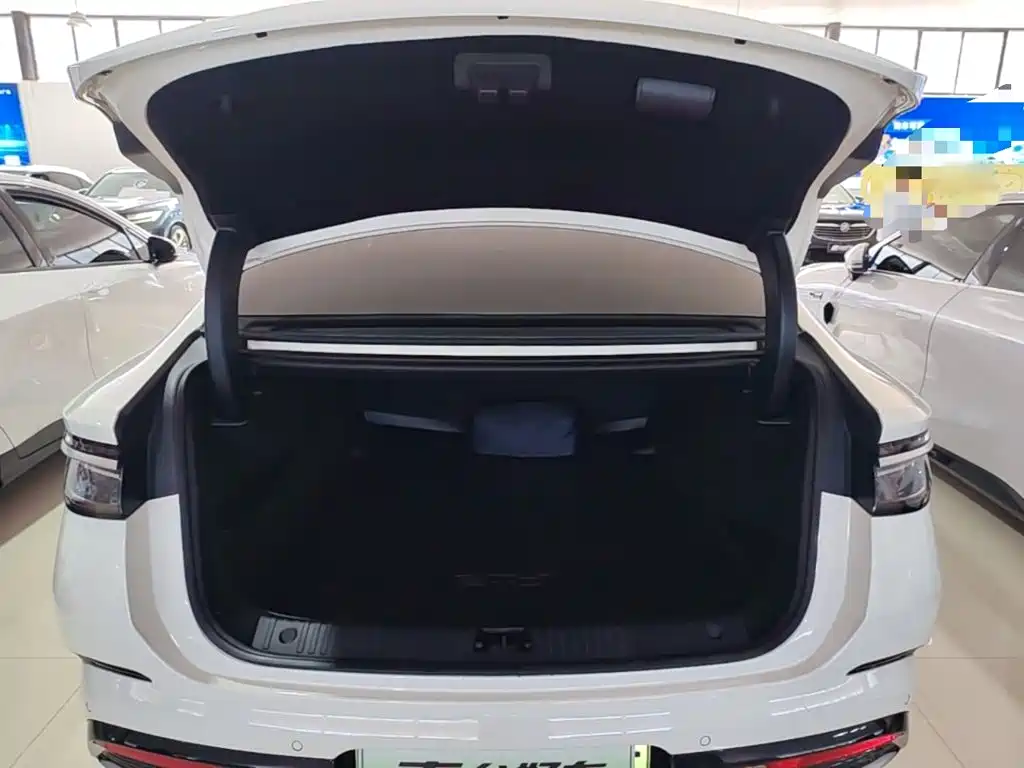 BYD Seal 07 DM-i — миниатюра 19