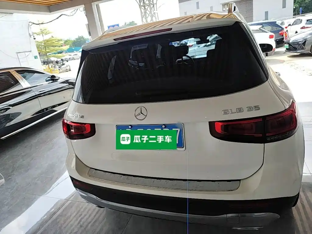 Mercedes-Benz GLB — миниатюра 6