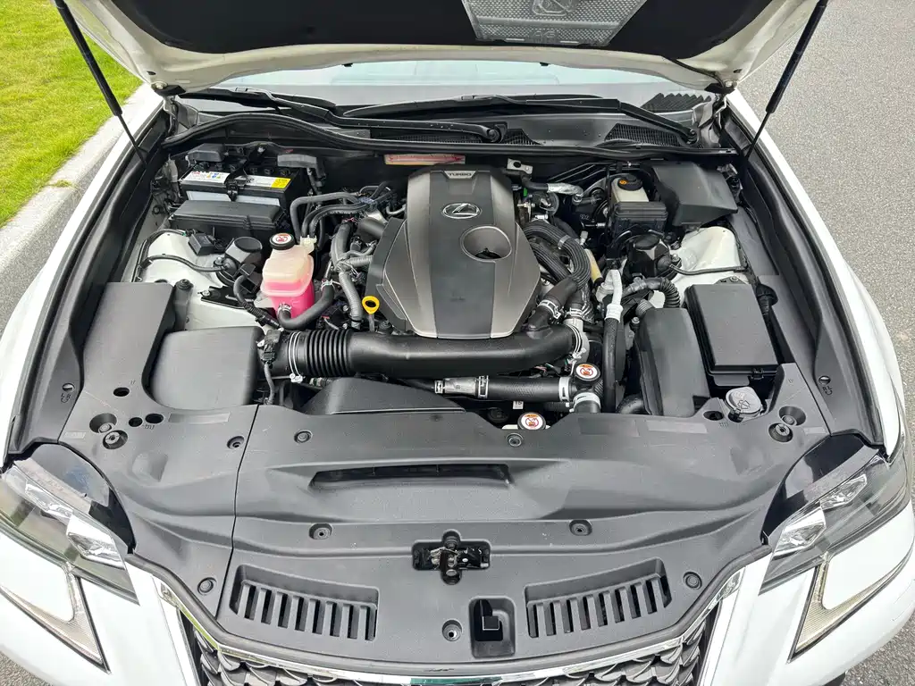 Lexus GS — миниатюра 39