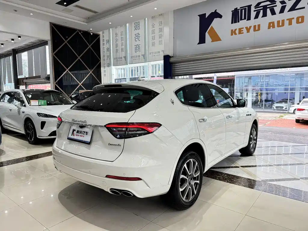 Maserati Levante — миниатюра 15