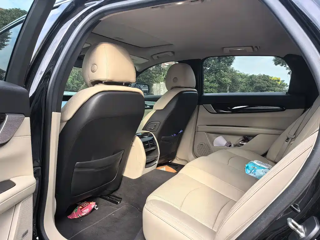 Cadillac CT6 — миниатюра 6
