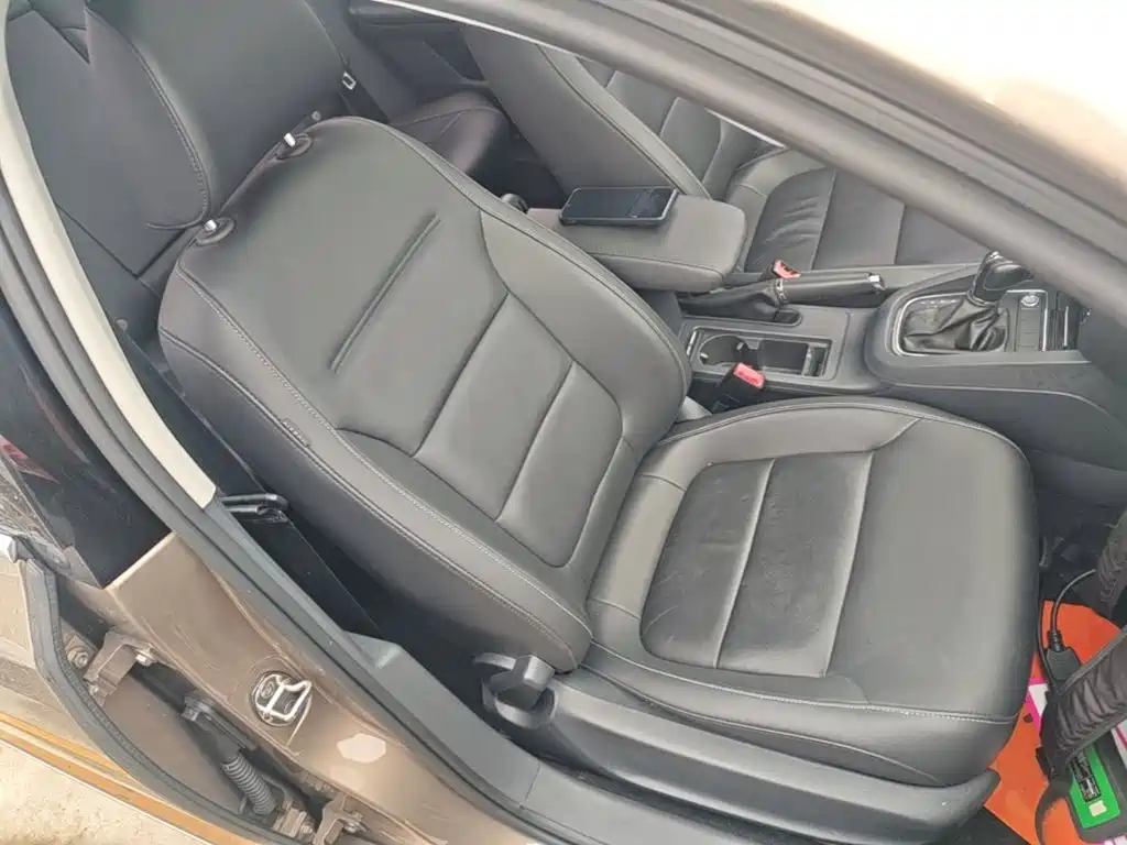 Volkswagen Sagitar — миниатюра 25