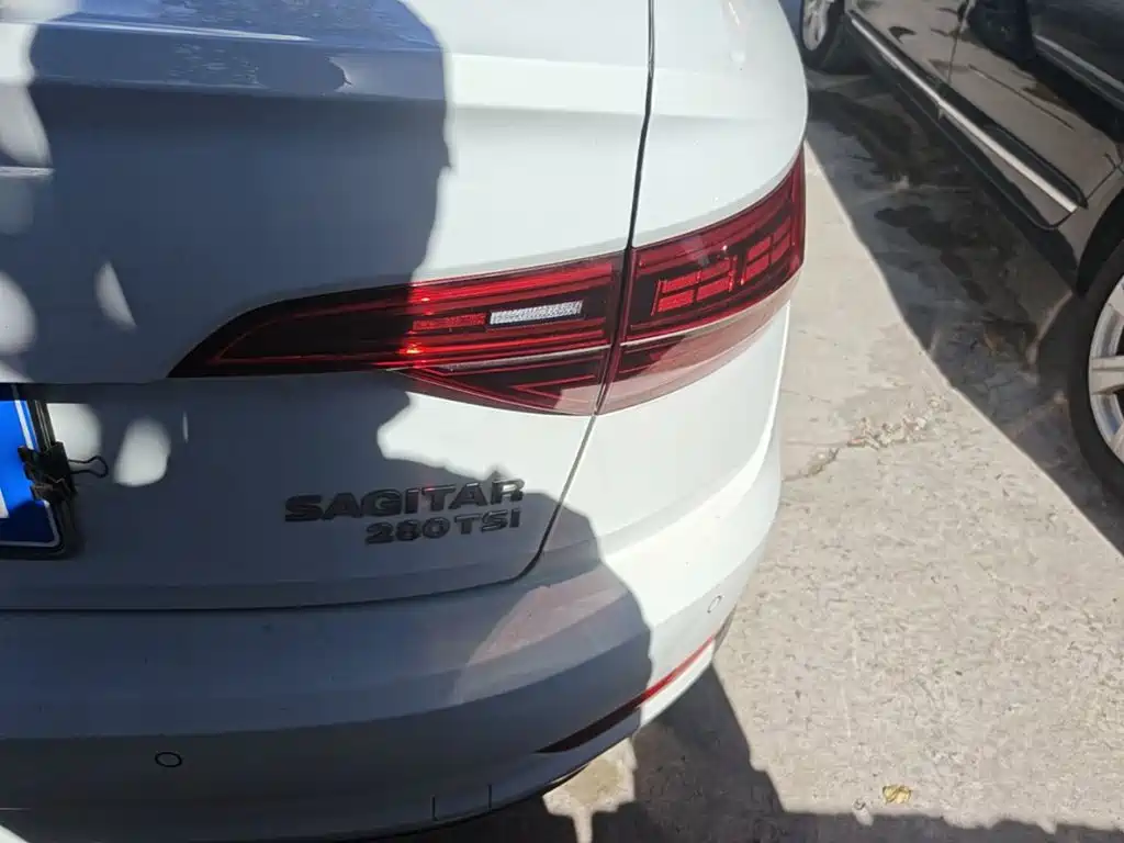 Volkswagen Sagitar — миниатюра 8