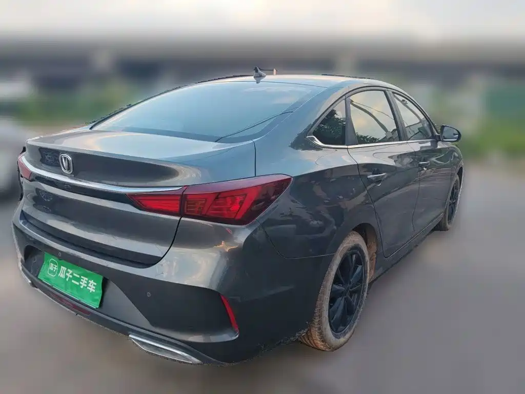 Changan Eado — миниатюра 4