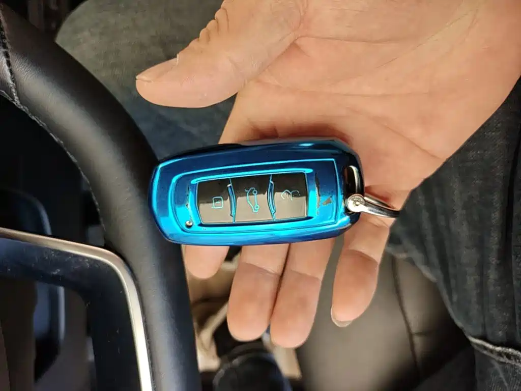 Geely Vision X3 — миниатюра 9